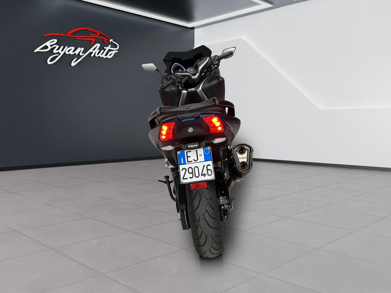 Yamaha TMAX 530