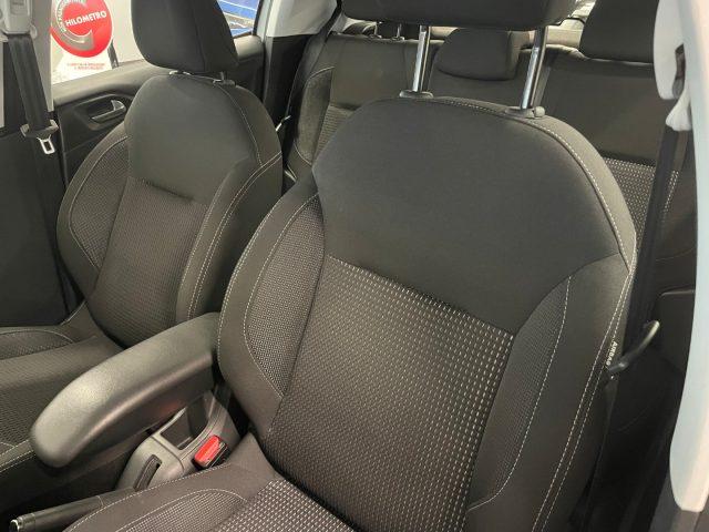 PEUGEOT 208 1.2 82 CV Allure