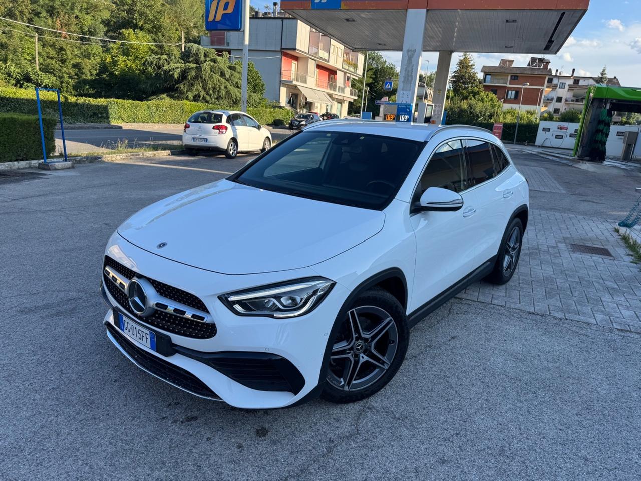 Mercedes-benz GLA 200 180 d Premium AMG