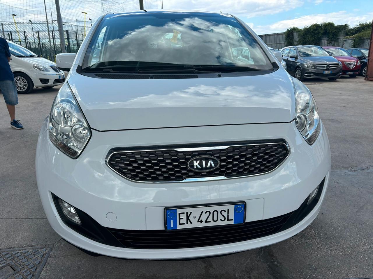 Kia Venga 1.4 CRDi 90CV WGT Fullsky
