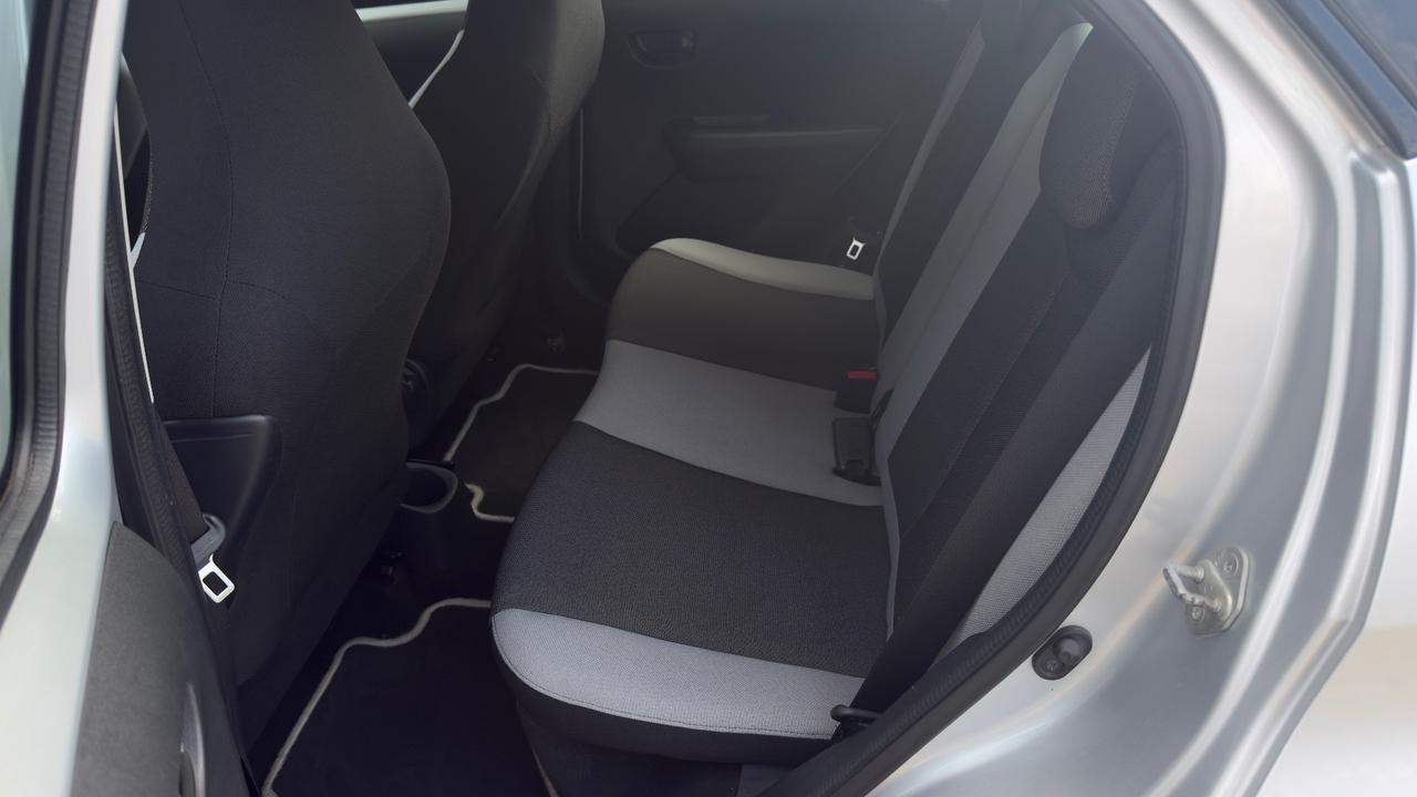 Toyota Aygo 1.0 VVT-i 69 CV 5 porte x-clusiv