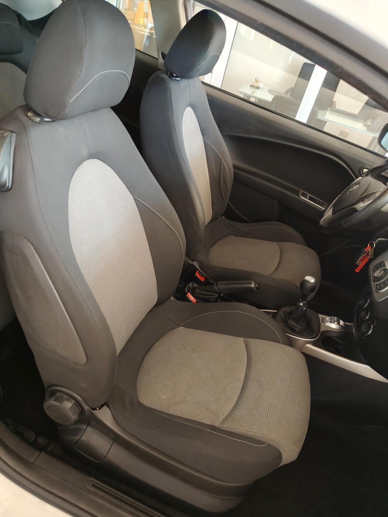 Alfa Romeo MiTo 1.3 JTDm-2 95 CV S&S Distinctive