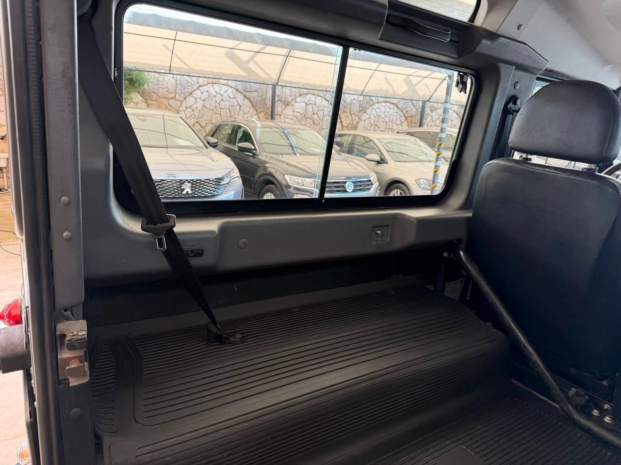 Land Rover Defender 2008 90 2.4 TD4