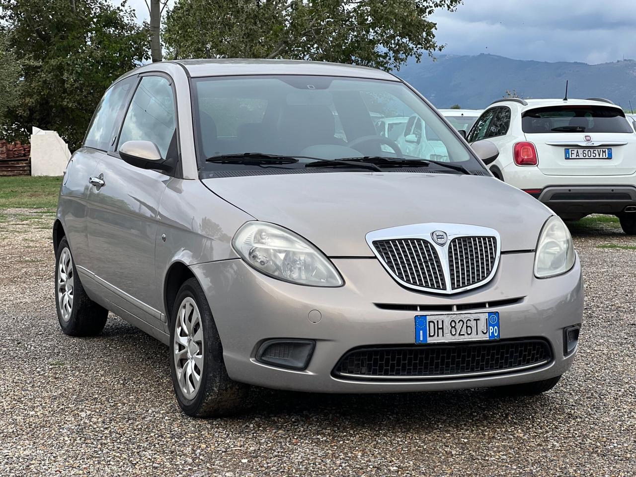 Lancia Ypsilon 1.2 Oro
