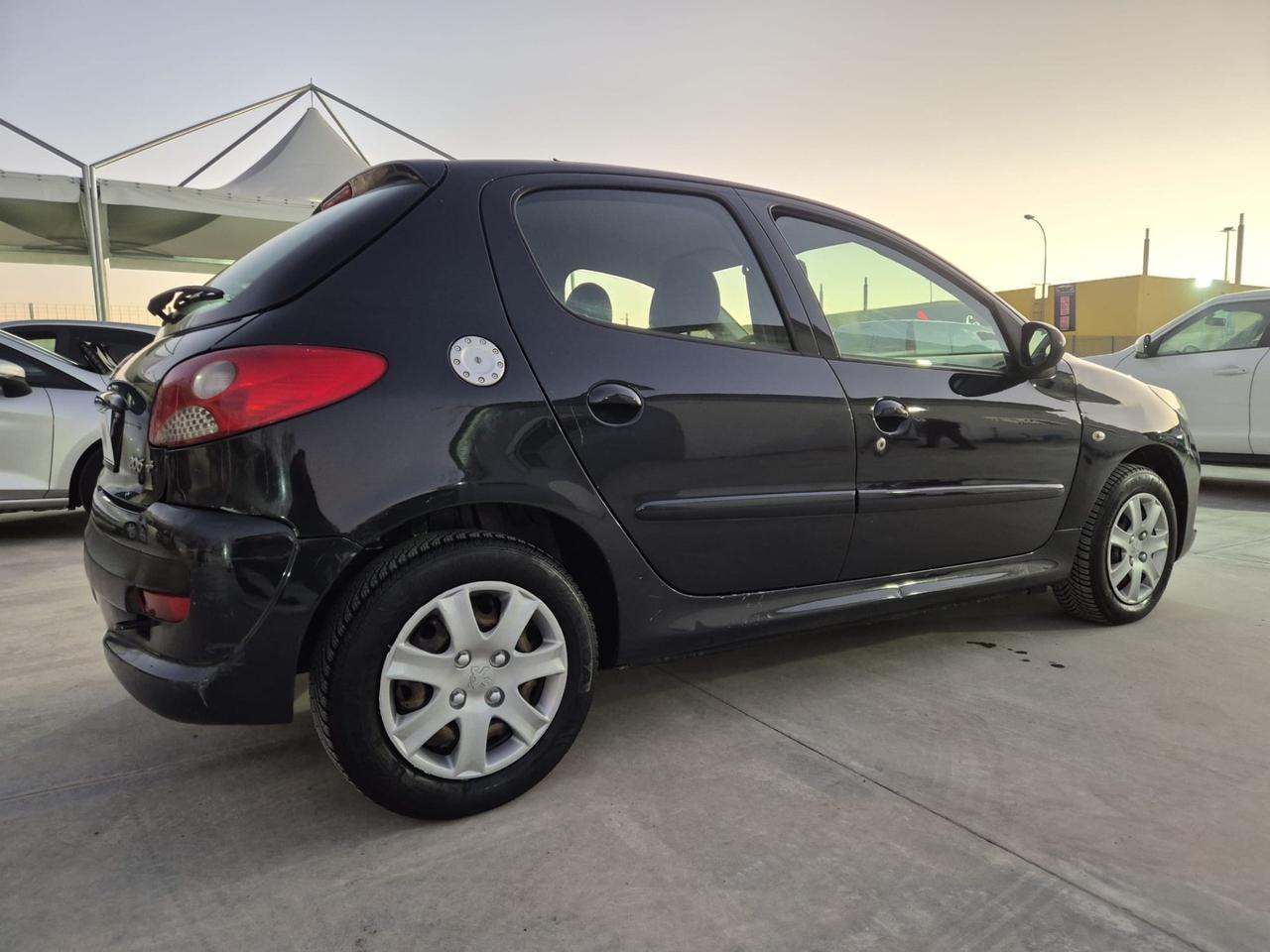 Peugeot 206 Plus 1.1 60CV 3p. Energie