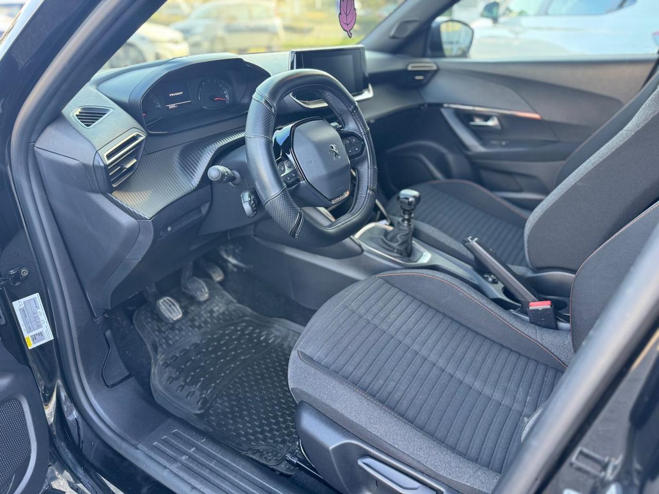 Peugeot 2008 Active Pack 1.2 PureTech 100 #8148