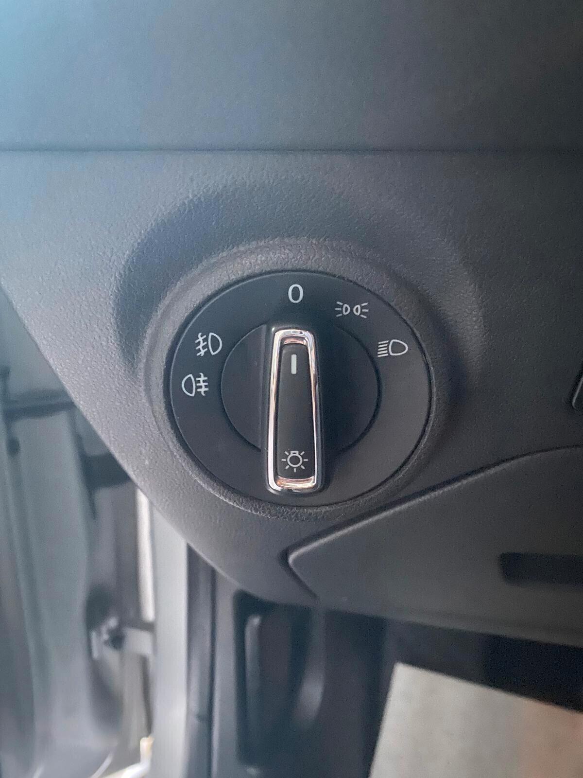 Seat Leon 1.6 TDI 105 CV ST Business NAVI