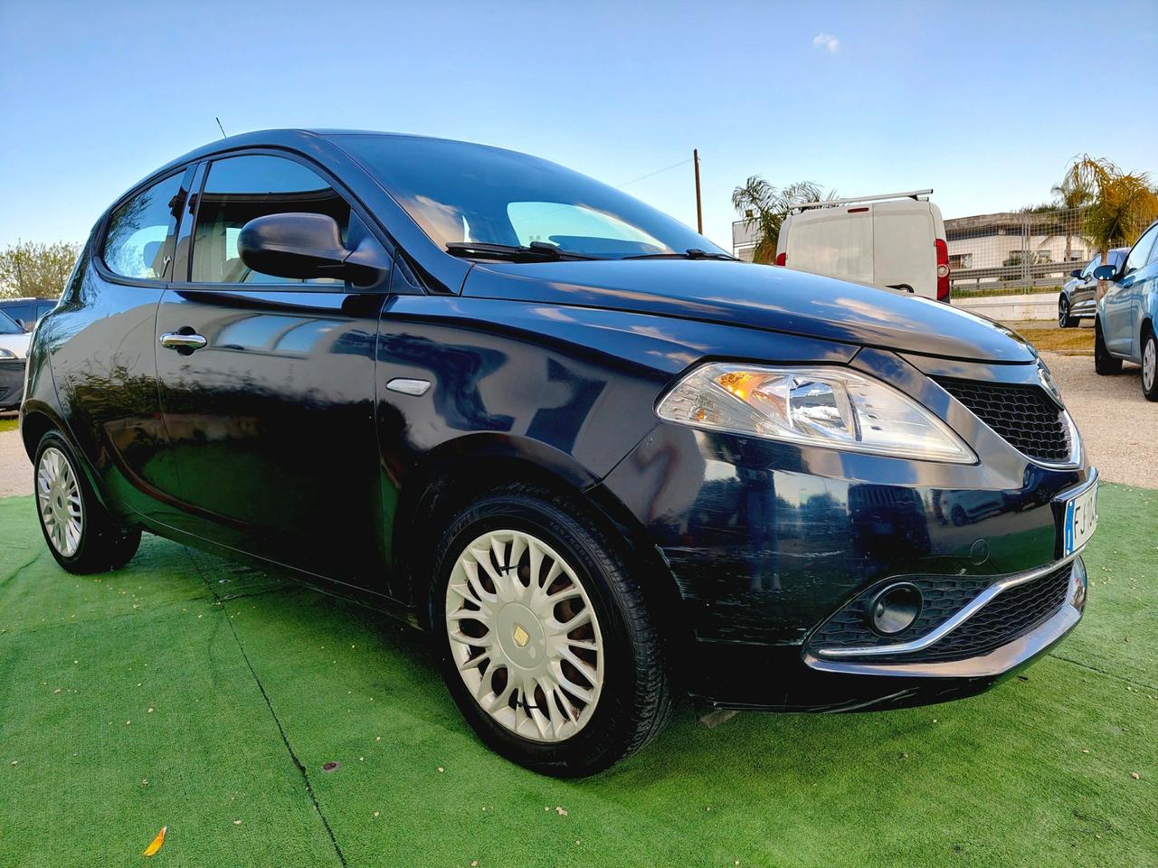 Lancia Ypsilon 1.2 Benzina / Gpl 69 CV 5 porte Gold - 2017