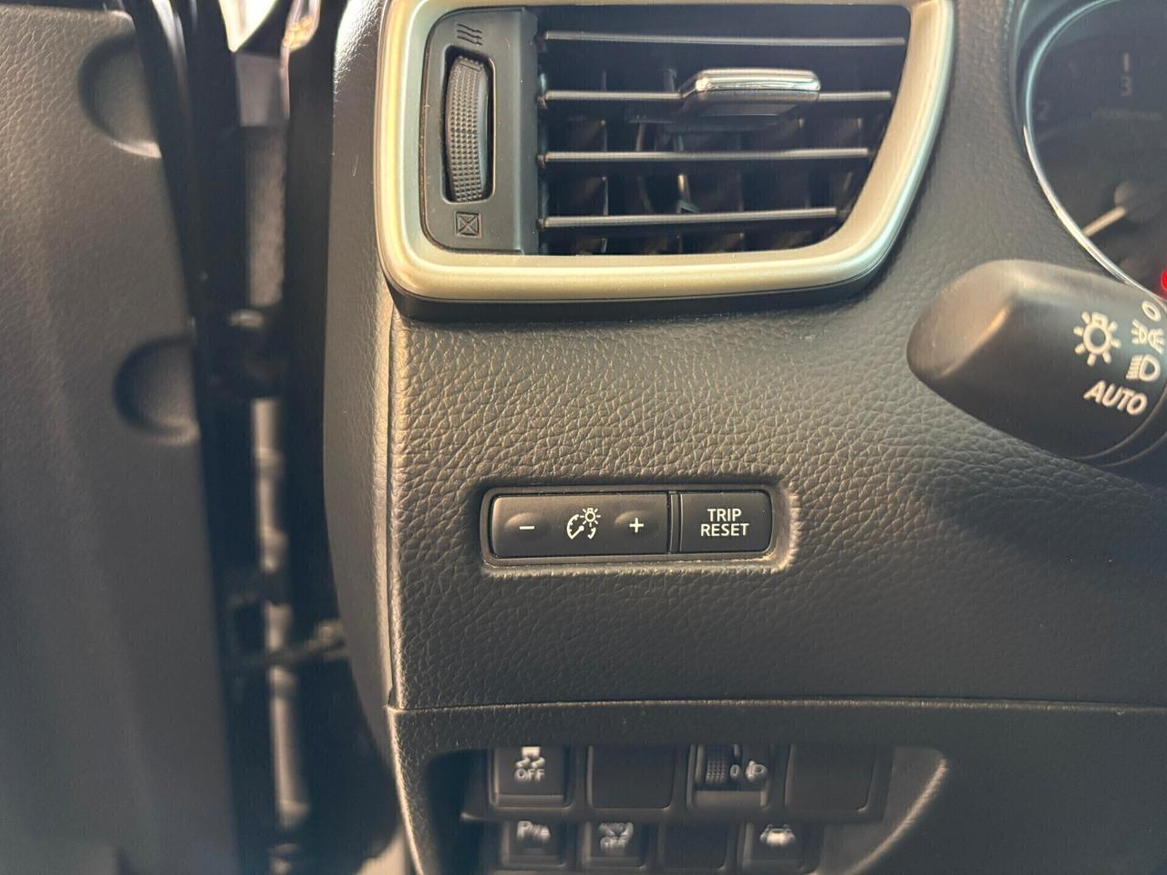 Nissan Qashqai 1.5 Diesel Neopatentati