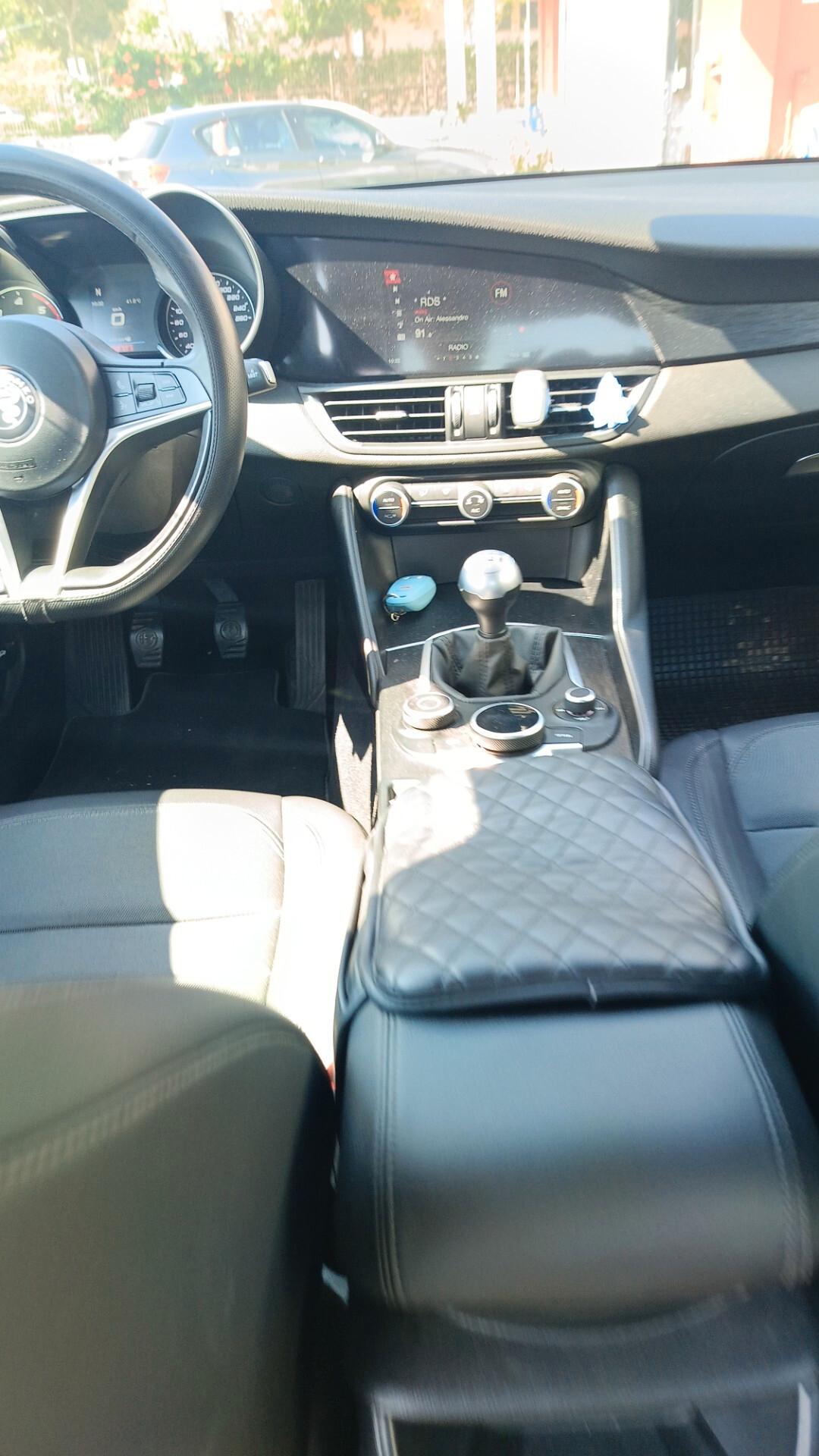 Alfa Romeo Giulia 2.2 Turbodiesel 160CV Business