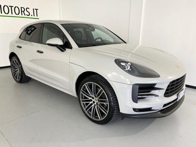 PORSCHE Macan 2.0