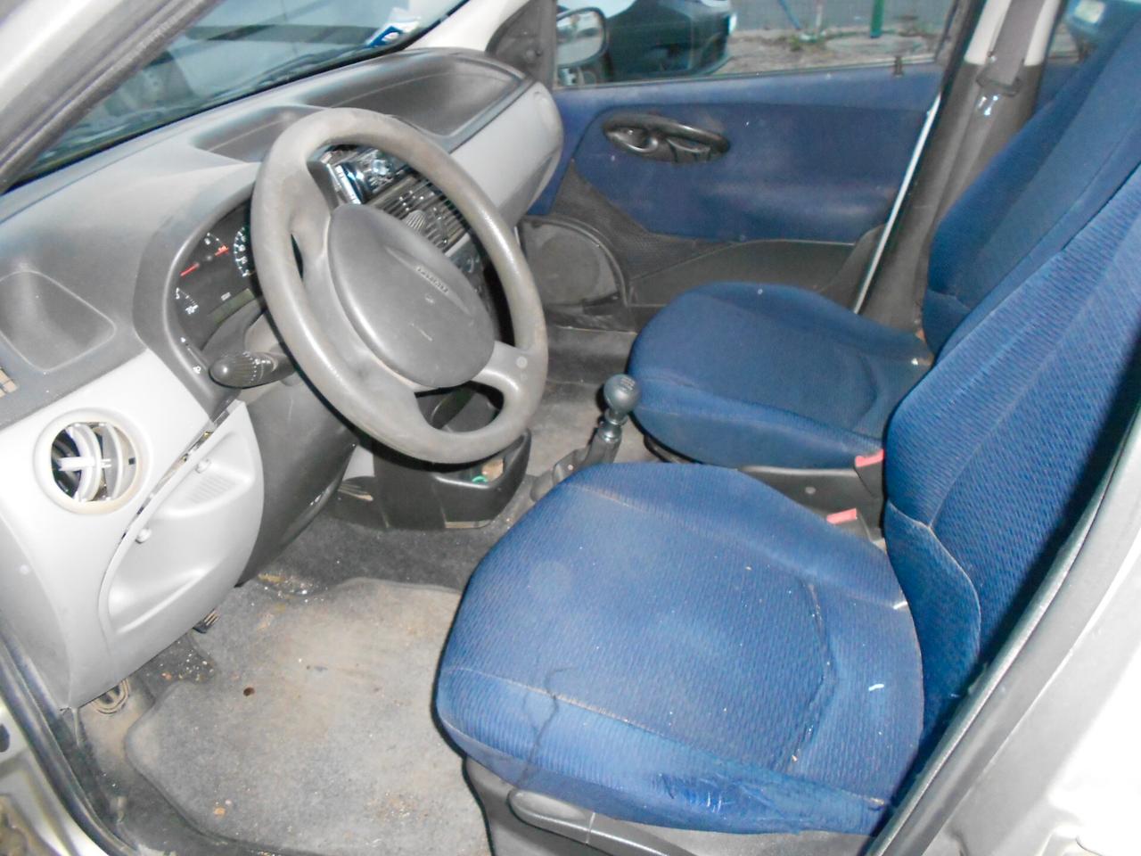 Fiat Punto 1.2i cat 5 porte ELX