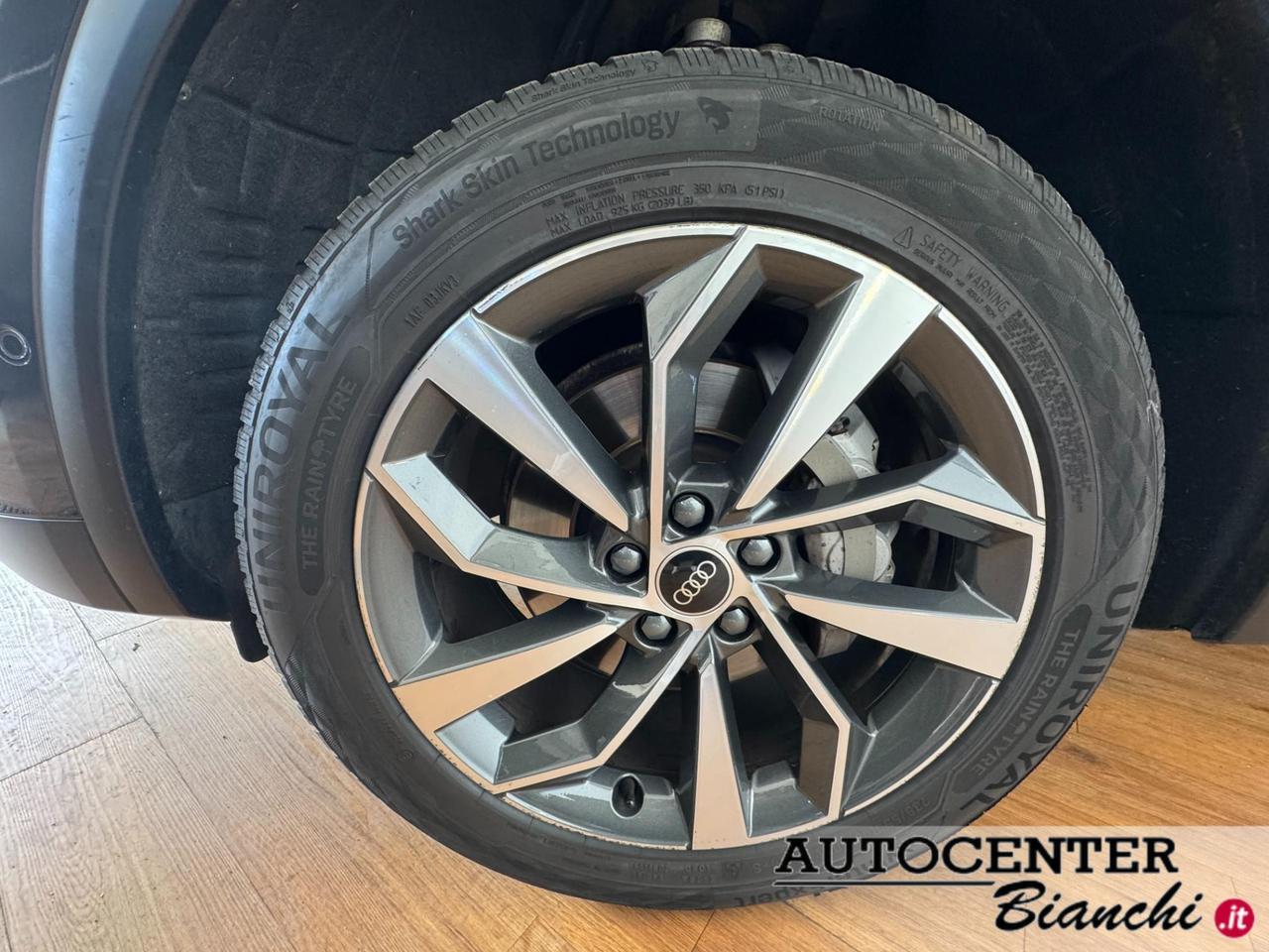 Audi Q5 40 2.0 tdi mhev 12V quattro s-tronic