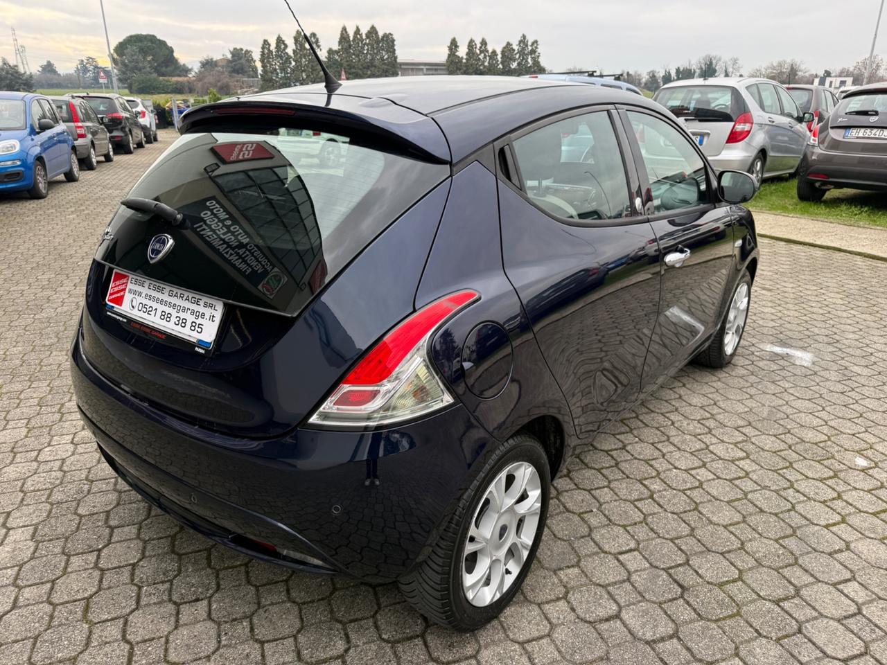Lancia Ypsilon 1.2 69 CV 5 porte GPL Ecochic Gold