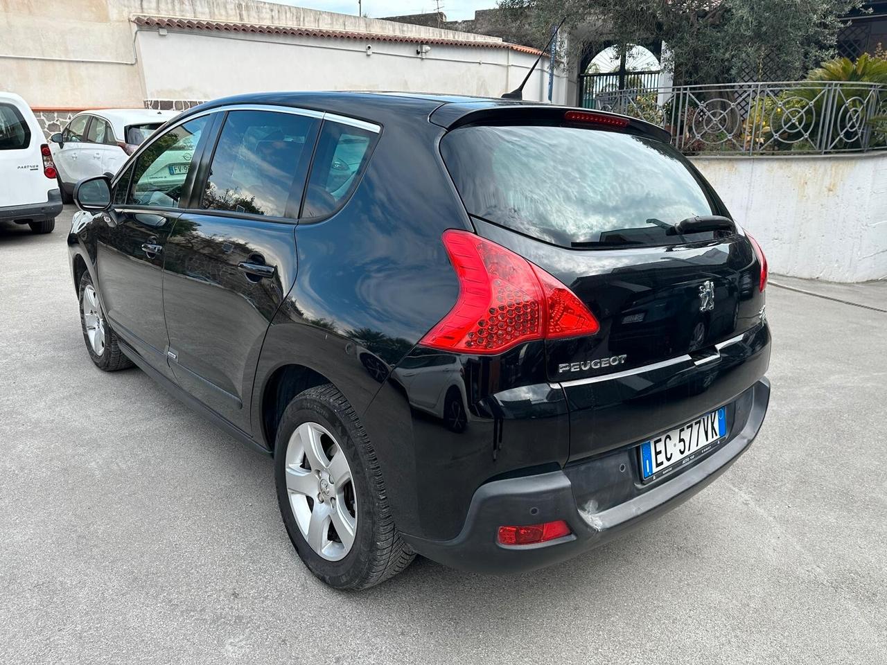 Peugeot 3008 1.6 HDi 110CV cambio robotizzato Premium
