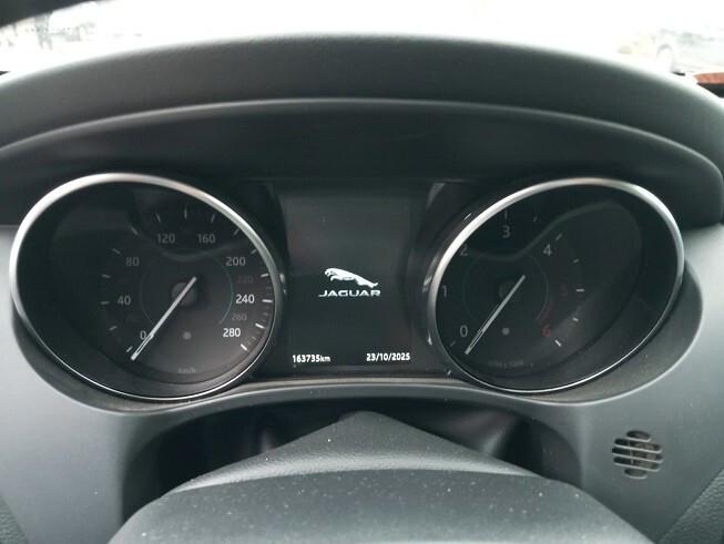 Jaguar F-Pace 2.0 D 180 CV AWD Pure