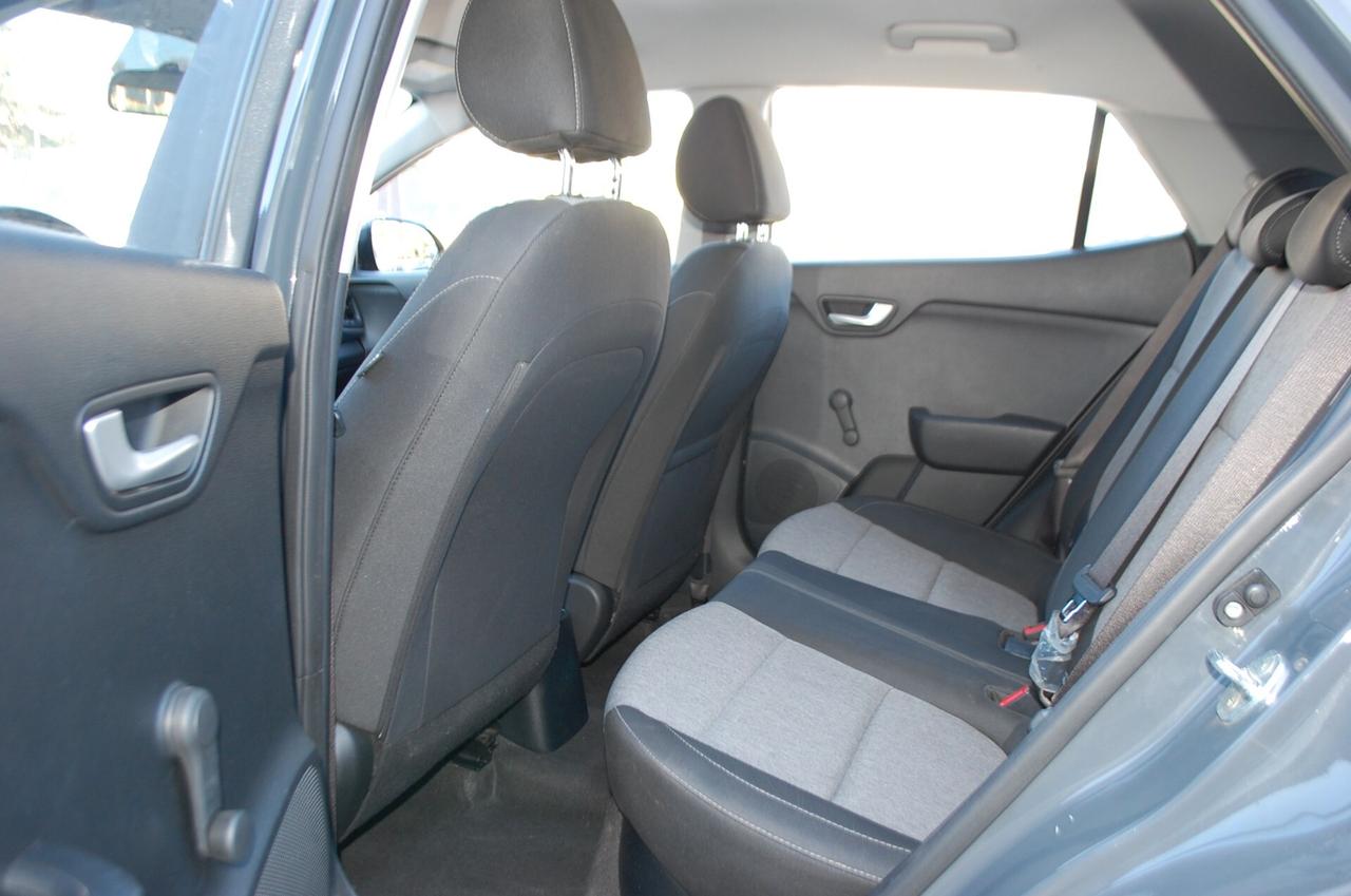 Kia Stonic 1.2 dpi 84CV Urban Smart Pack Uff Italy USB