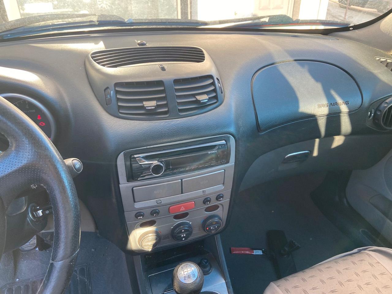 Alfa Romeo 147 1.9 JTD (115 CV) cat 5p. Distinctive
