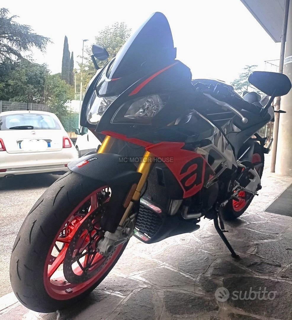 Aprilia tuono 1100 v4 factory +0maggi0 casco+rate