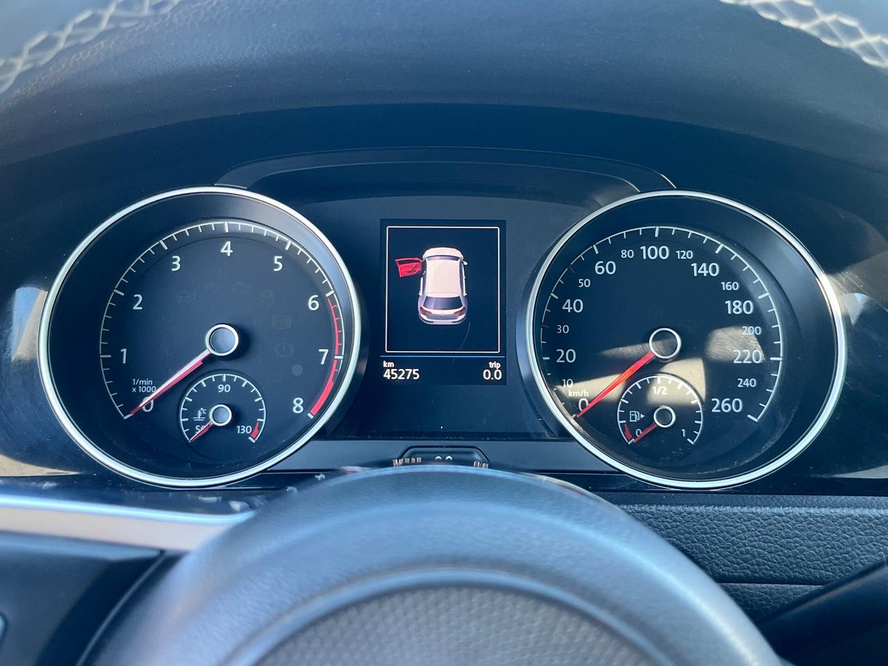 Volkswagen Golf 1.0 TSI 115 CV 5p. R-Line - 45.000 km.
