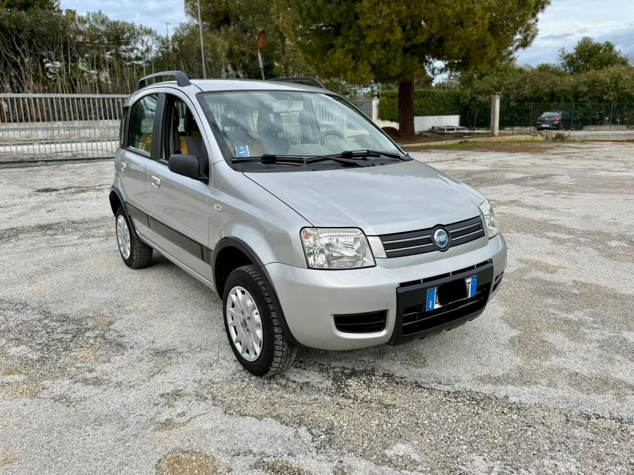 Fiat Panda 4x4 Diesel 1.3 MJT Uniproprietà NEOPATENTATI