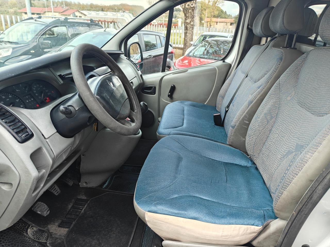 Renault Trafic 1.9 dCi/100CV PC-TN Furg.