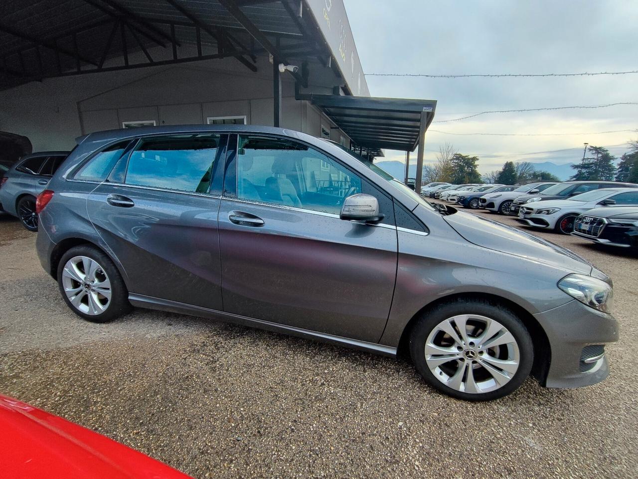 Mercedes-benz B 180 d Premium