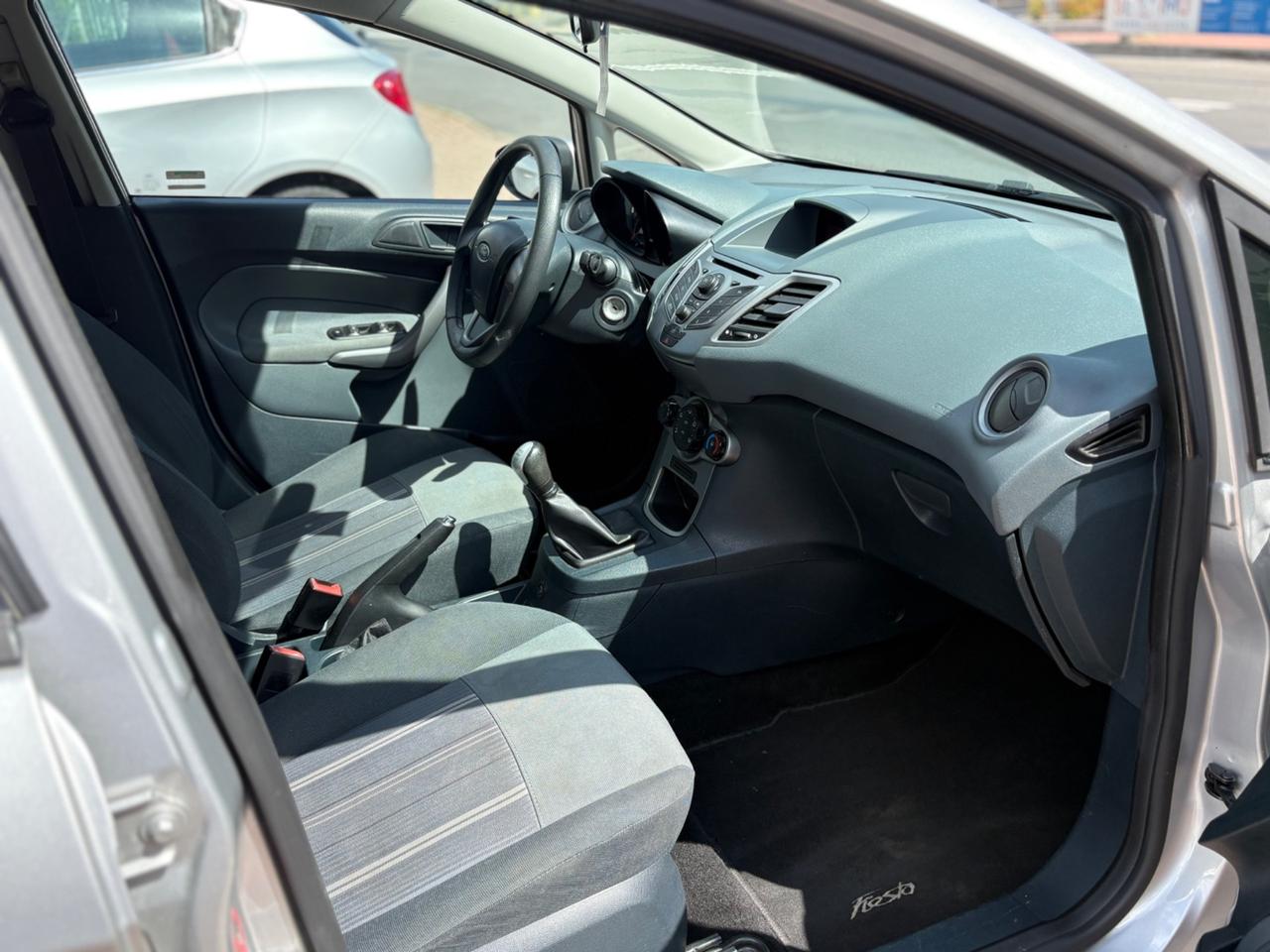 Ford Fiesta 1.4 5 porte Bz.- GPL Titanium