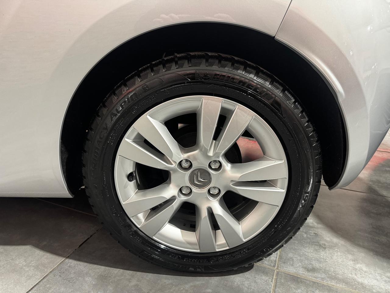 Citroen DS3 EXCLUSIVE