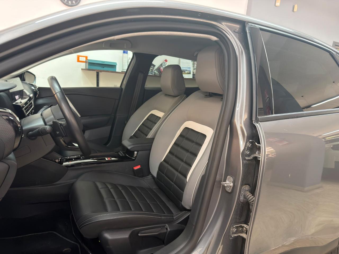 Citroen C4 X 130CV EAT8 Max My25