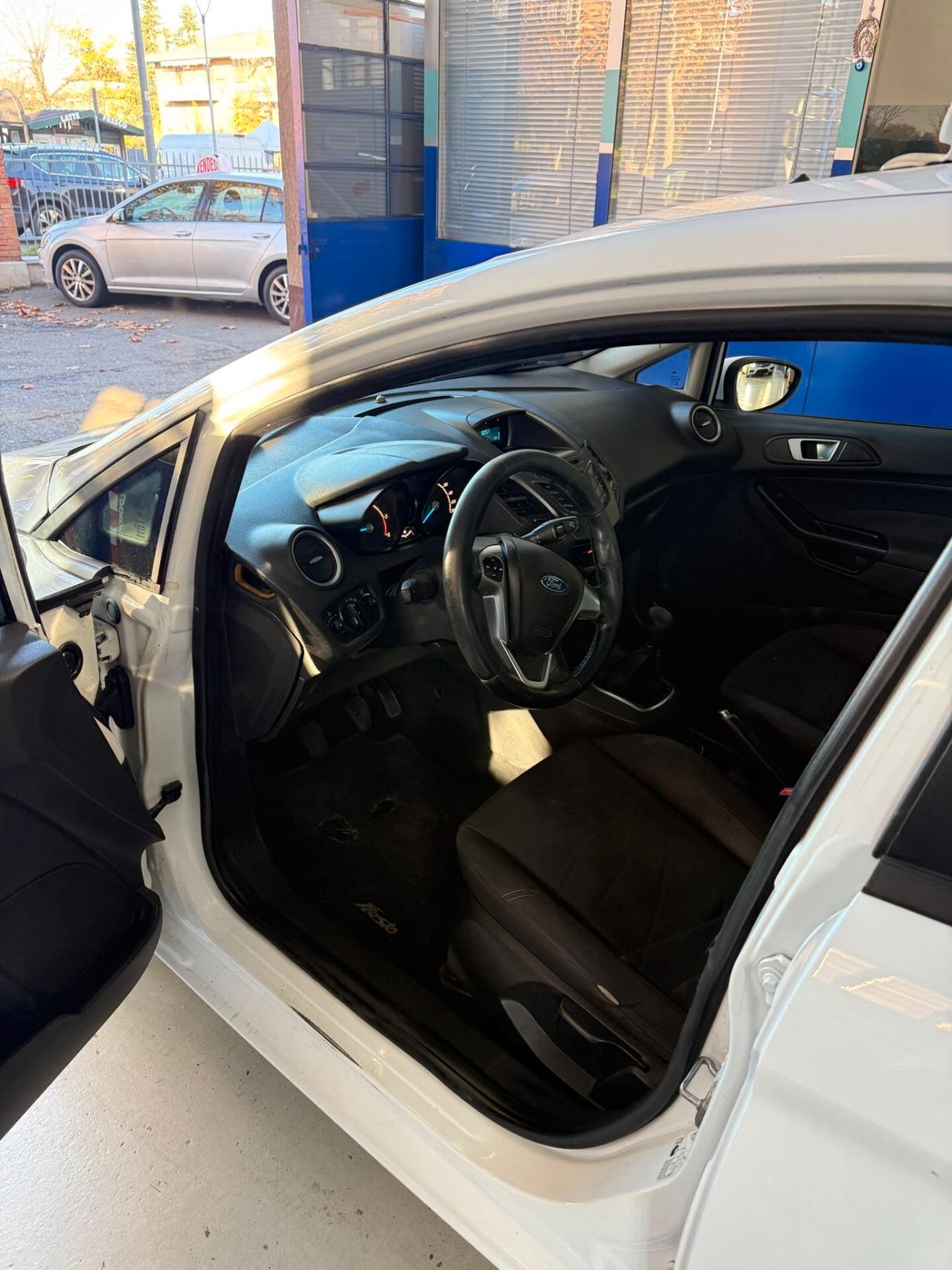 Ford Fiesta 1.5 TDCi 75CV 5 porte