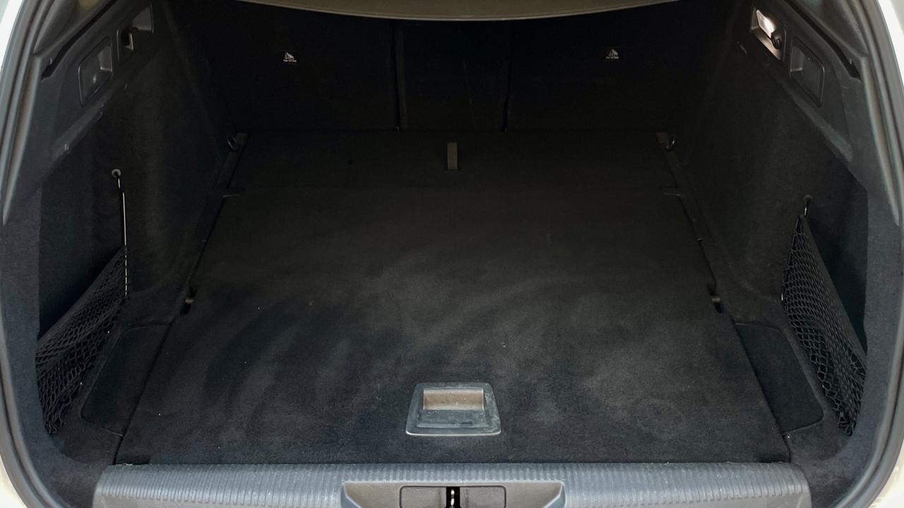 PEUGEOT 308 BLUEHDI 1.5 EAT8 ALLURE PACK 131CV - VIRTUAL COCKPIT, FULL LED, NEOPATENTATI