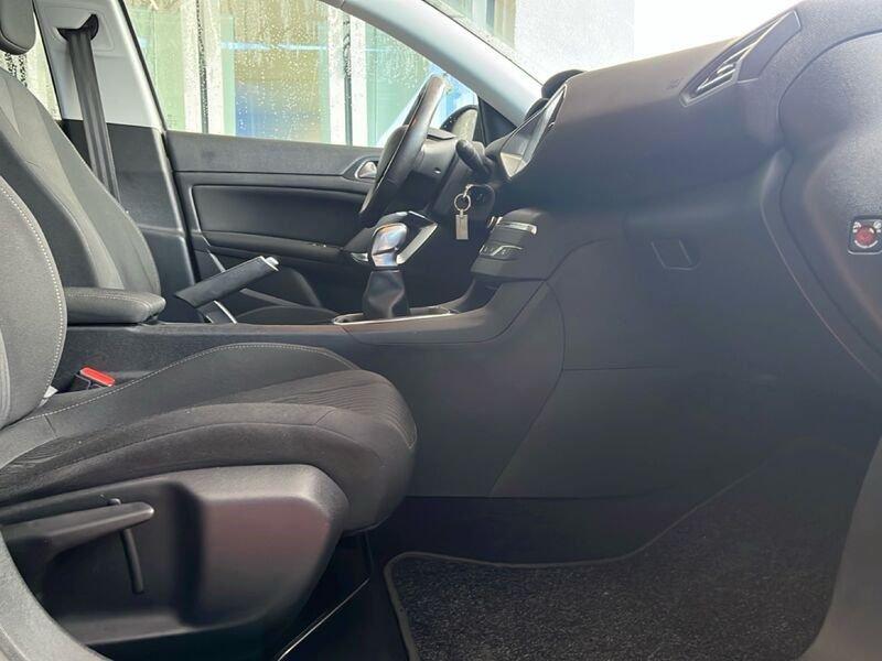 Peugeot 308 1.6 HDi 92 CV Active