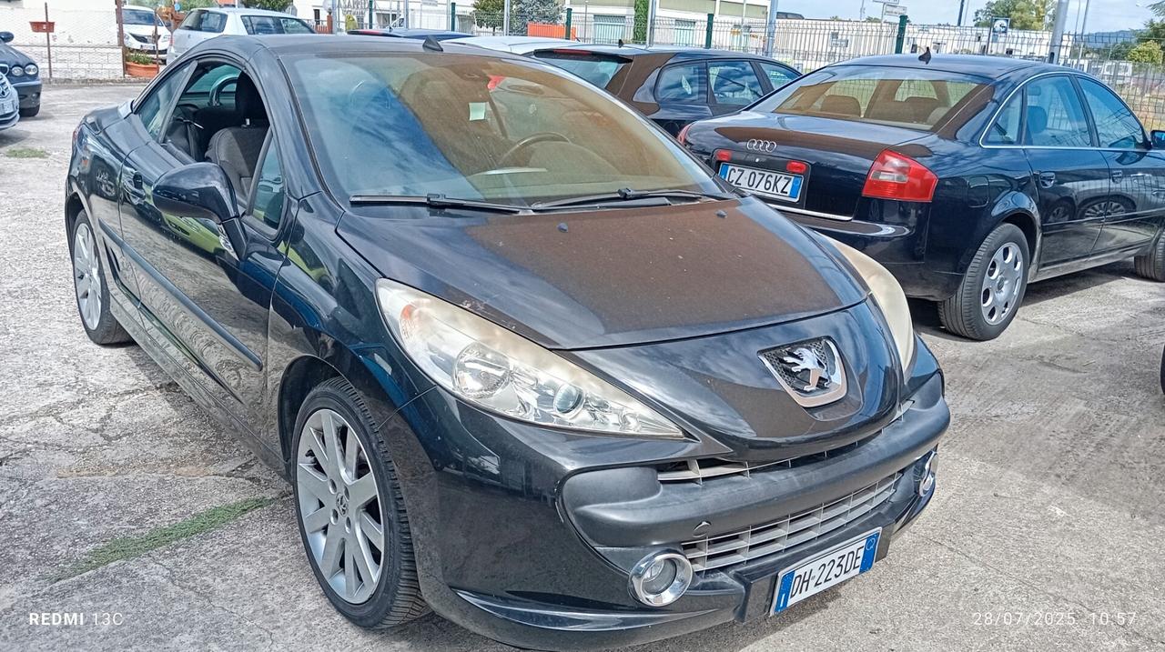 Peugeot 207 1.6 HDi 110CV CC Féline