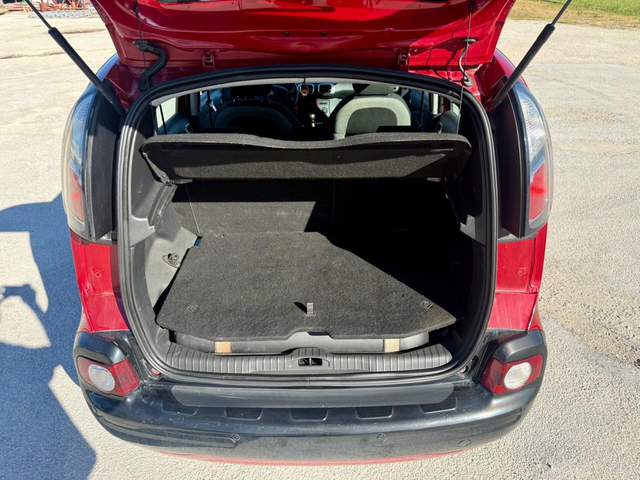 Citroen c3 Picasso 1.4 benzina Metano Neopatentati
