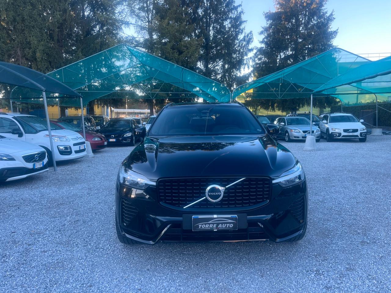 Volvo XC60 B4 automatico Plus Dark N1
