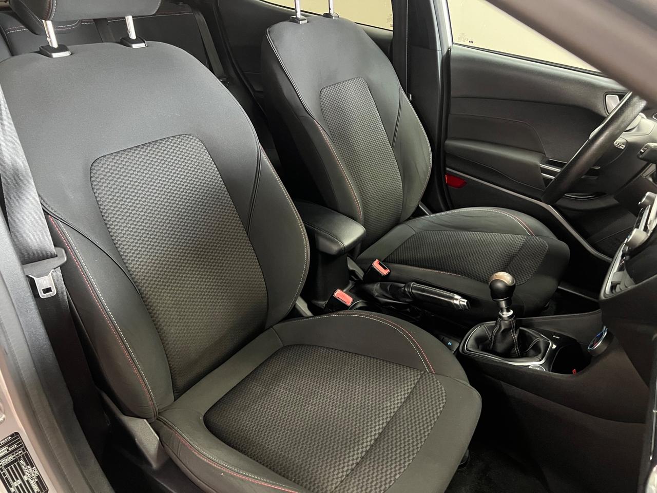 Ford Fiesta 1.5 TDCi 5 porte ST-Line