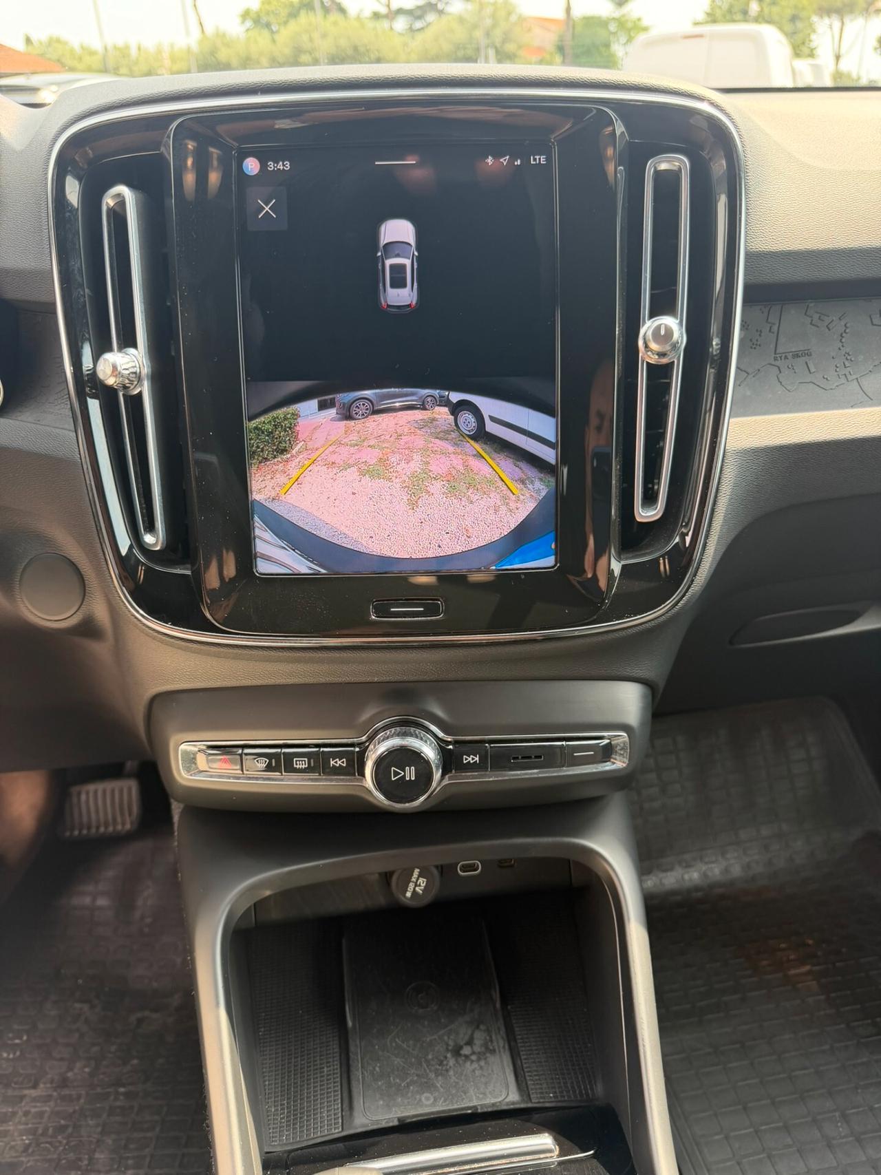 Volvo XC40 Recharge Pure Electric Single Motor FWD Core