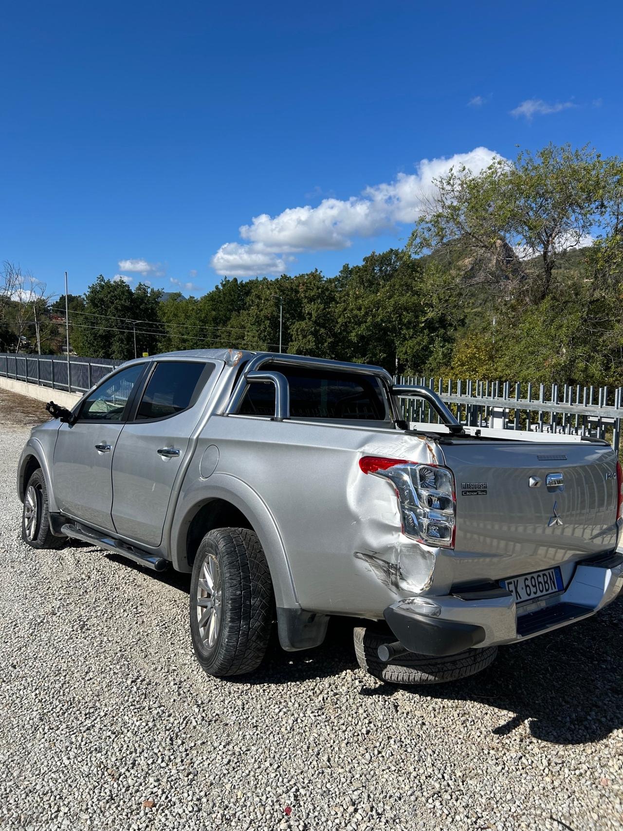 Mitsubishi L200 2.4 DI-D/154CV Club Cab Invite