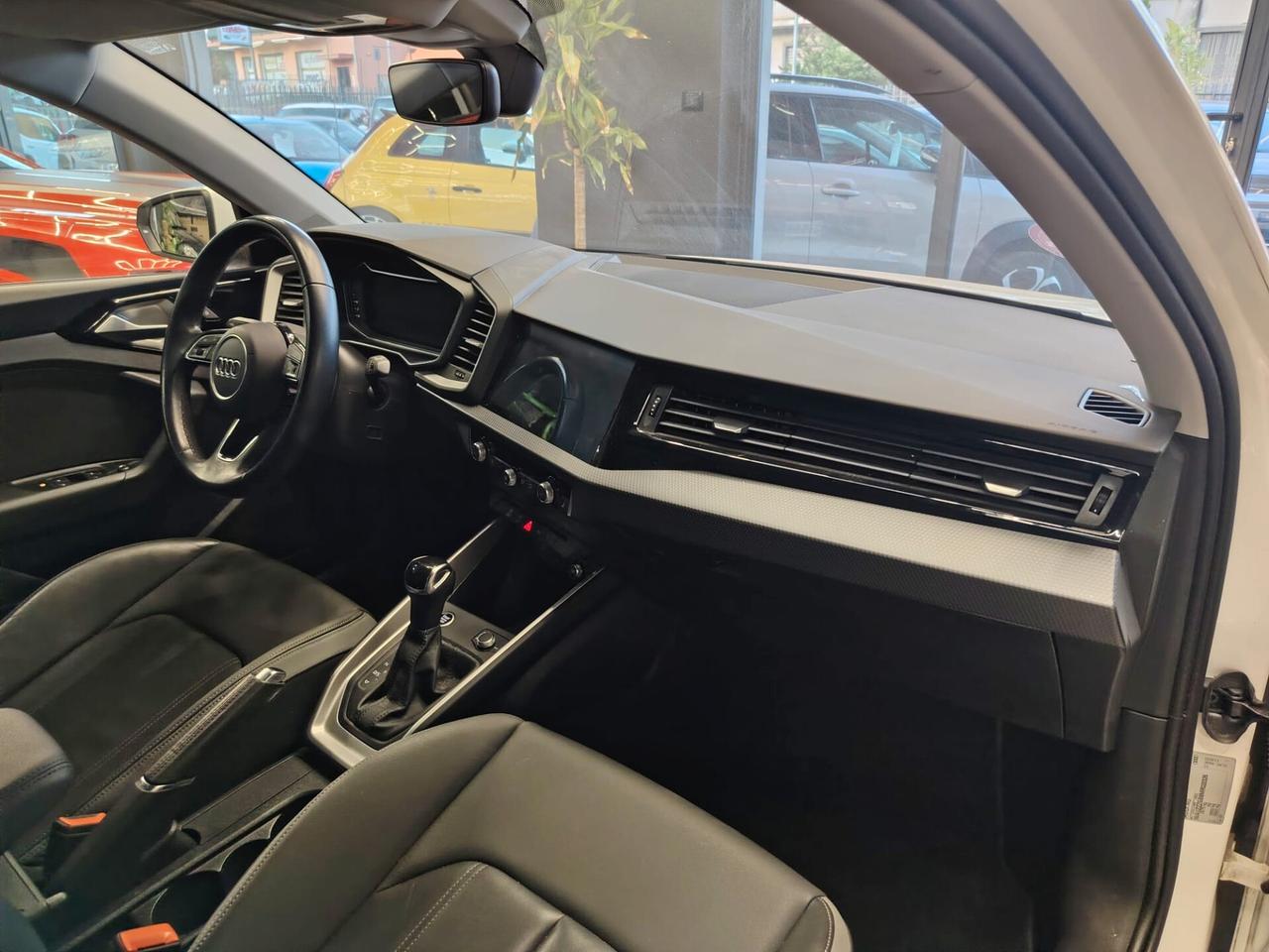 Audi A1 SPB 25 TFSI design luxury