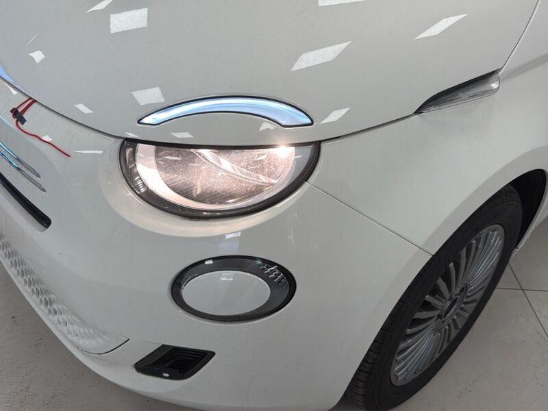 FIAT 500 Hybrid Hybrid Icon
