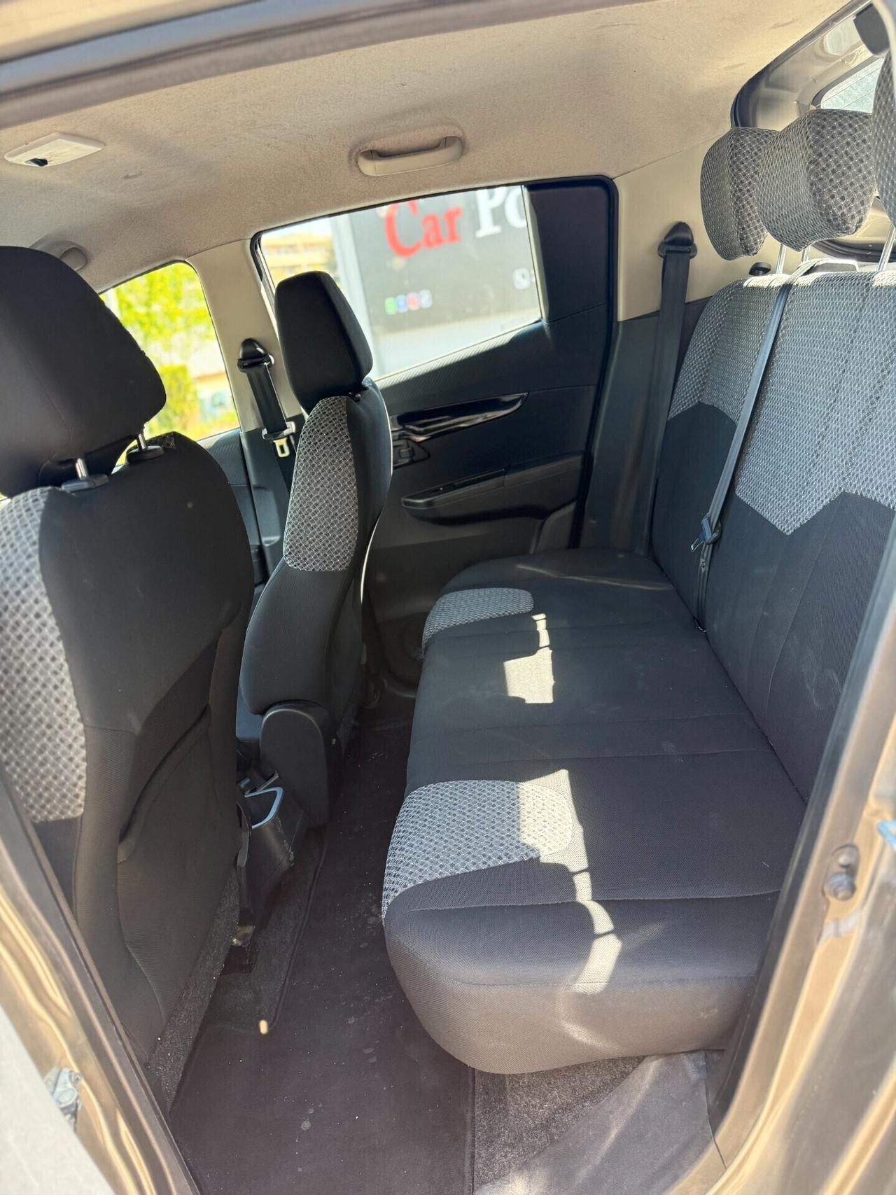 Mahindra KUV100 1.2 VVT M-Bifuel(GPL) K8