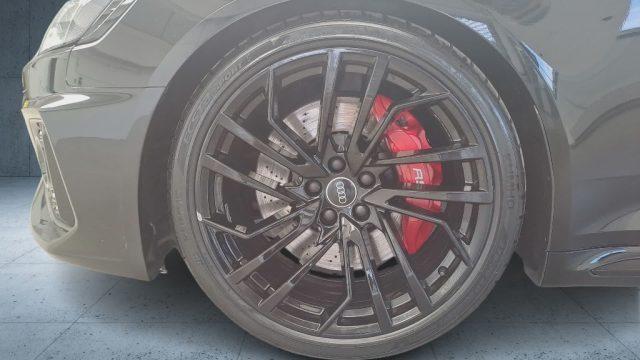 AUDI RS4 4 Avant Aut.