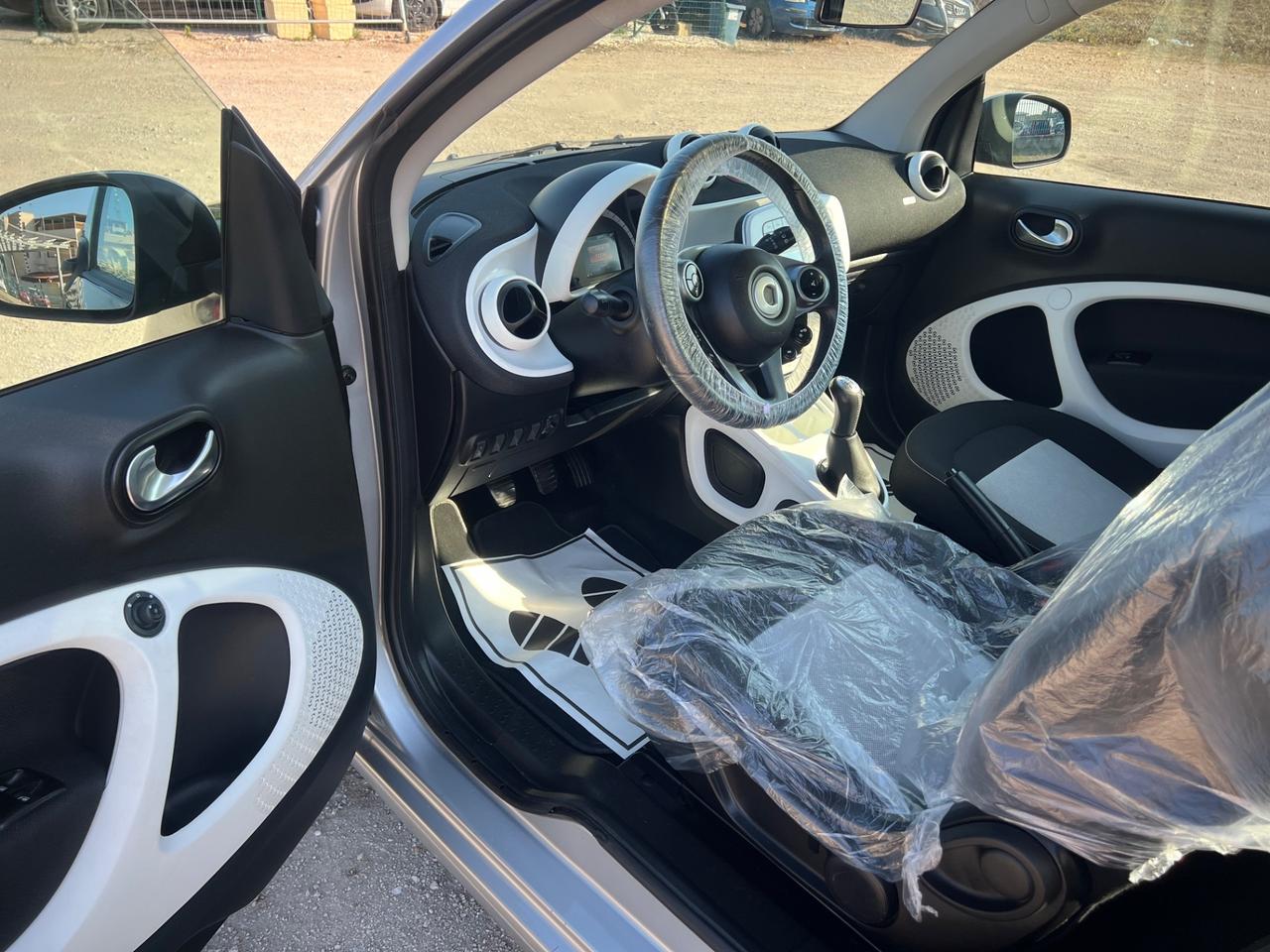 Smart ForTwo 60 1.0 Black Passion