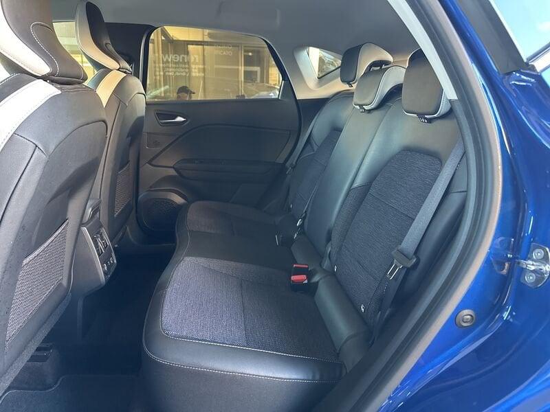 Renault Captur Captur 1.6 E-Tech hybrid Techno Fast Track 145cv auto