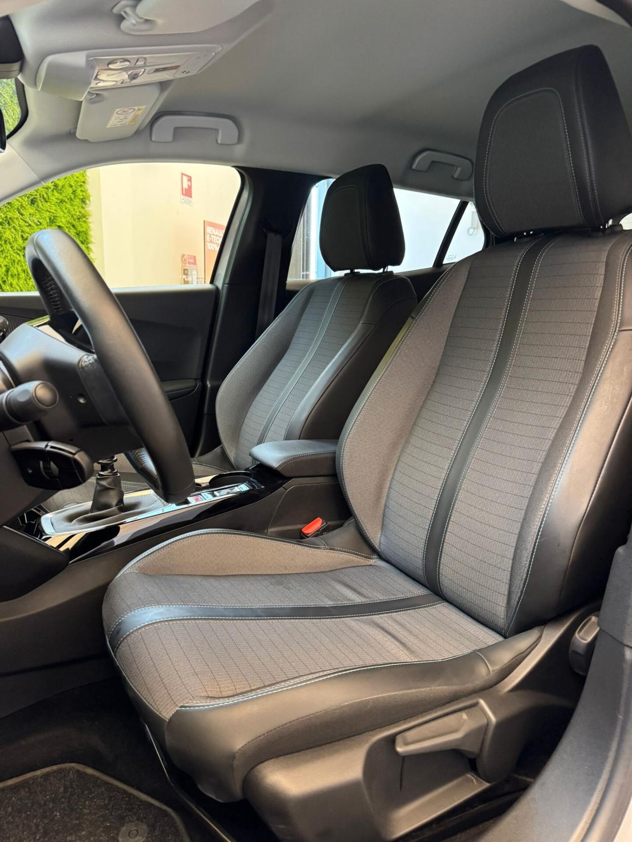 Peugeot 2008 BlueHDi 110 S&S Allure Pack