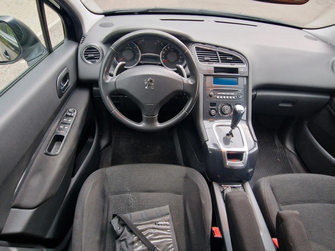 Peugeot 5008 1.6 e-HDi 112CV Stop&Start cambio robotizzato Family