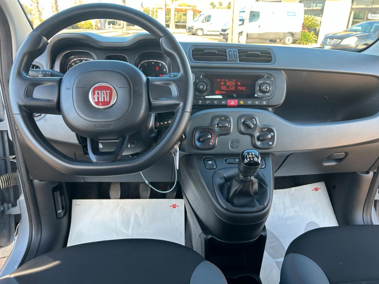 Fiat Panda 1.2 EASY BARRE TETTO