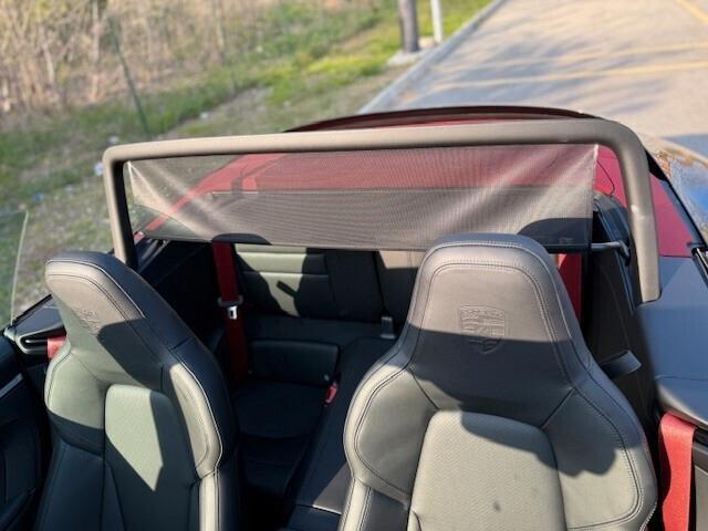 Porsche 911 Carrera Cabriolet