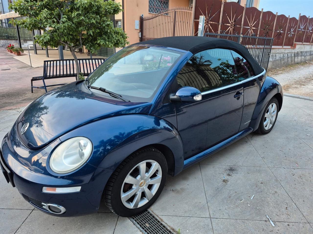 Volkswagen New Beetle 1.4 16V Cabrio